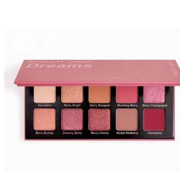 VIOLET VOSS Berries N' Cream Dreams Velvety Eye Shadows NEW IN BOX - Picture 2 of 5